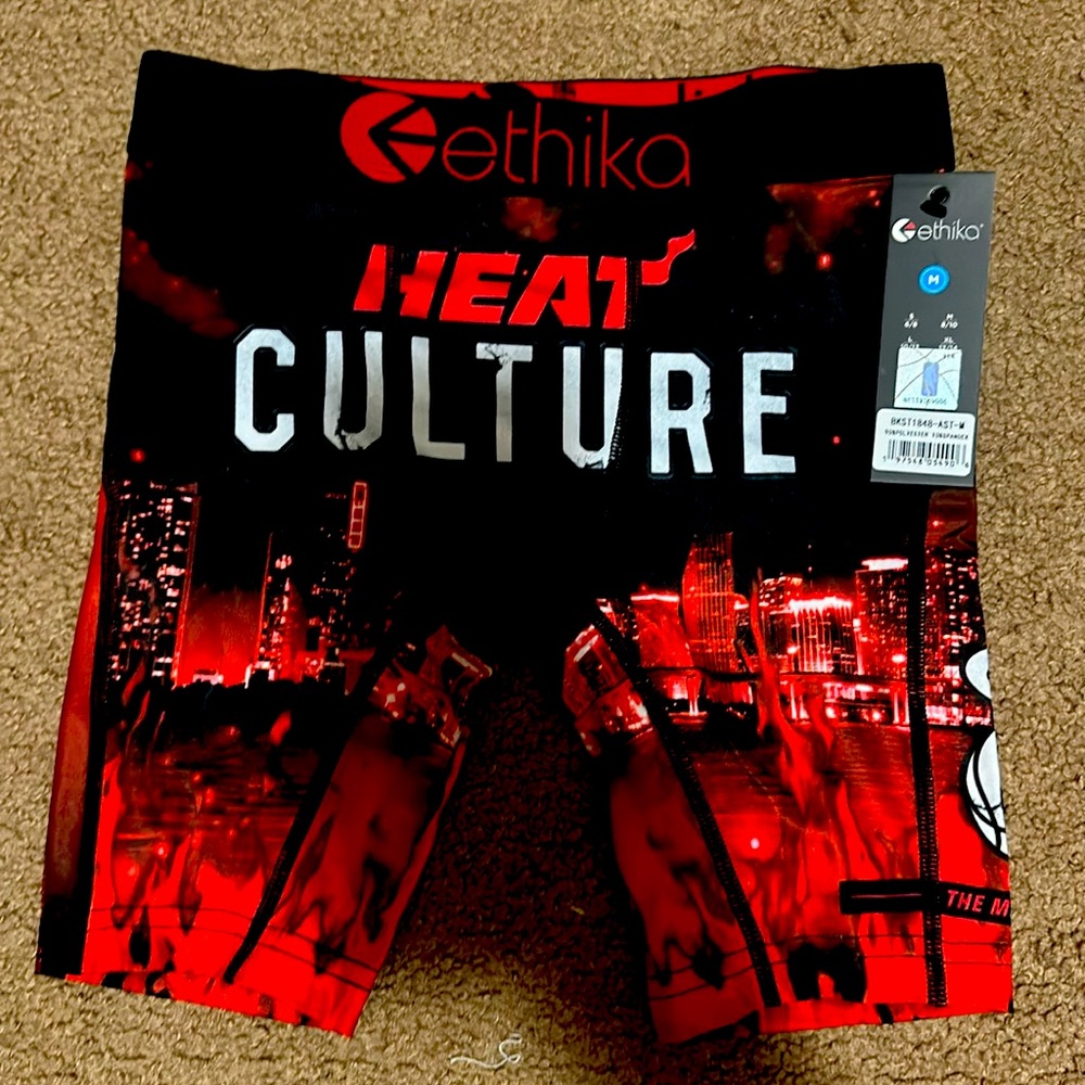 Heat Ethika staple boys medium